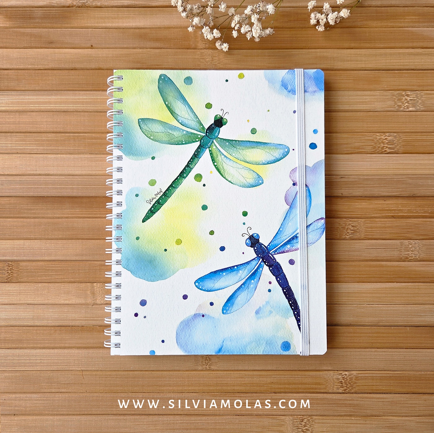 Libreta_A5_Libelules_Foto2 Llibreta A5 (15x21 cm) “Libèl·lules” La meva llum em guia cap a nous horitzons.