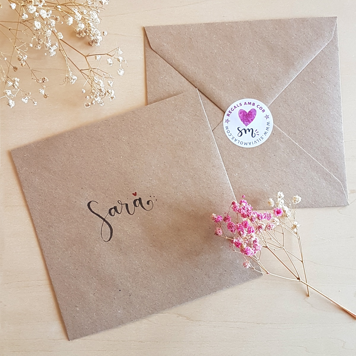 Sobre_14x14_Etiq_CAT_01-TRADUIDA